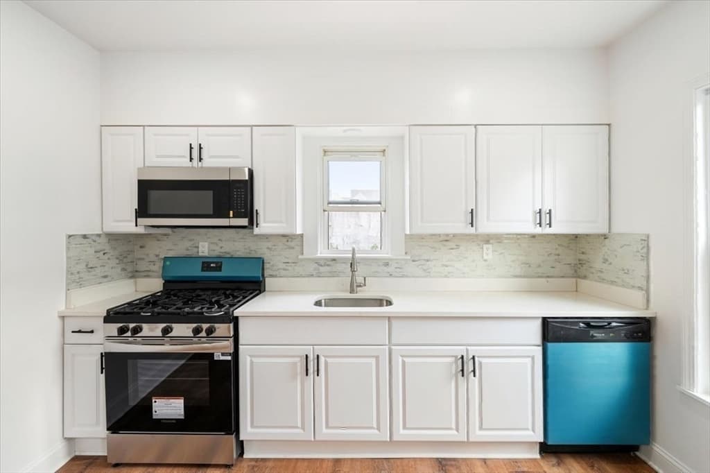 16 Oakes Street, Everett MA 02149 photo 25