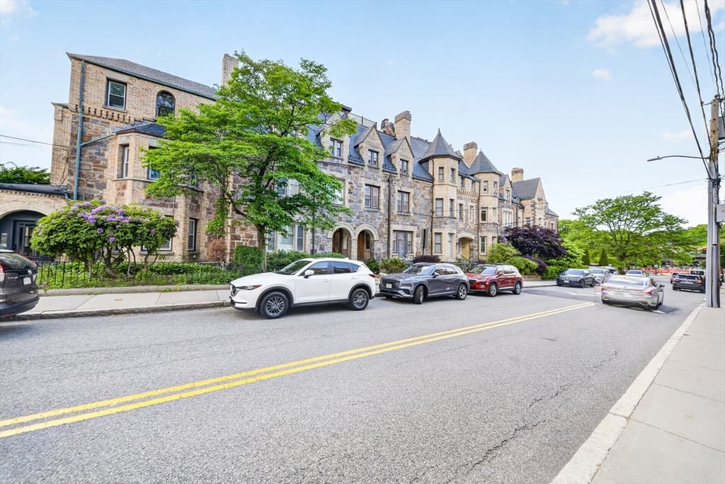 352 Tappan St # 1, Brookline MA 02445 photo 34