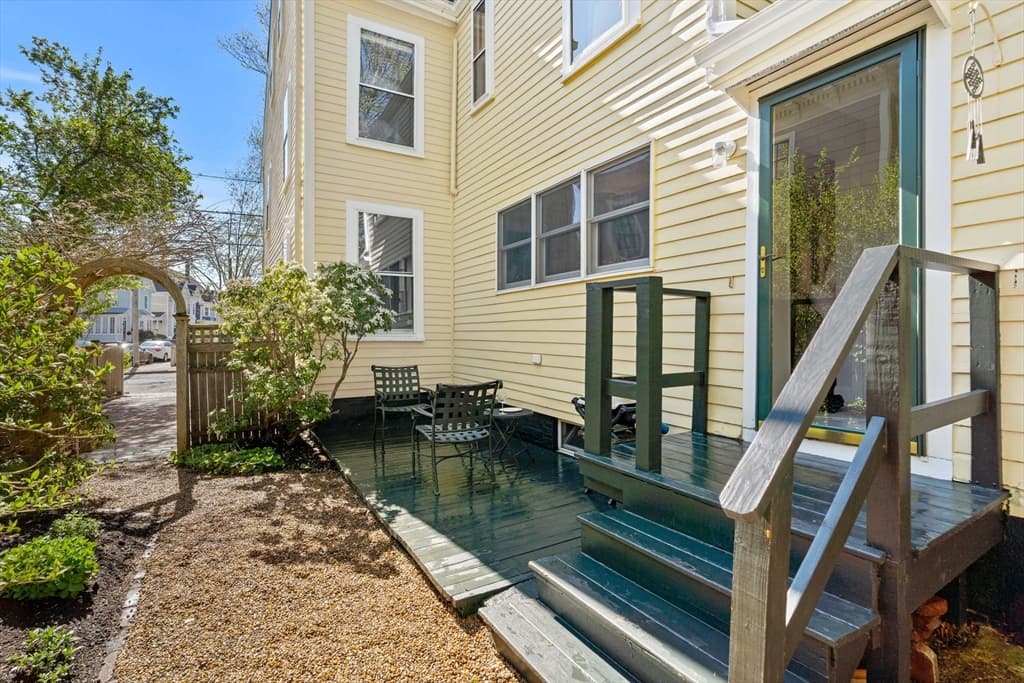 Condominium at 86 Federal St # 86, Newburyport MA 01950, photo 32 of 41