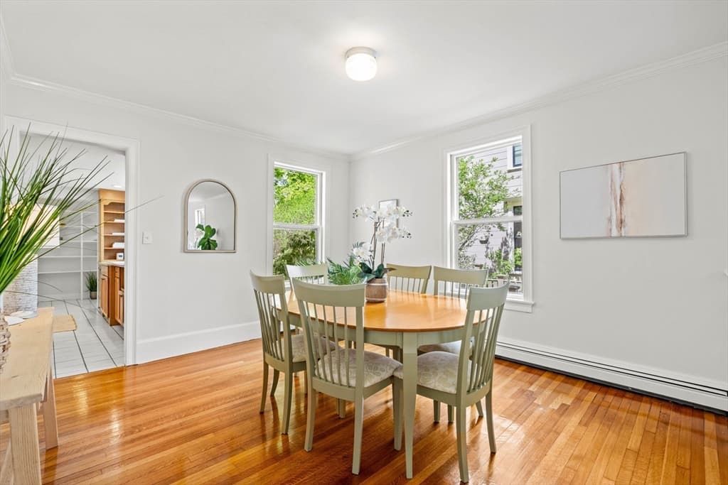 Condominium at 86 Federal St # 86, Newburyport MA 01950, photo 8 of 41