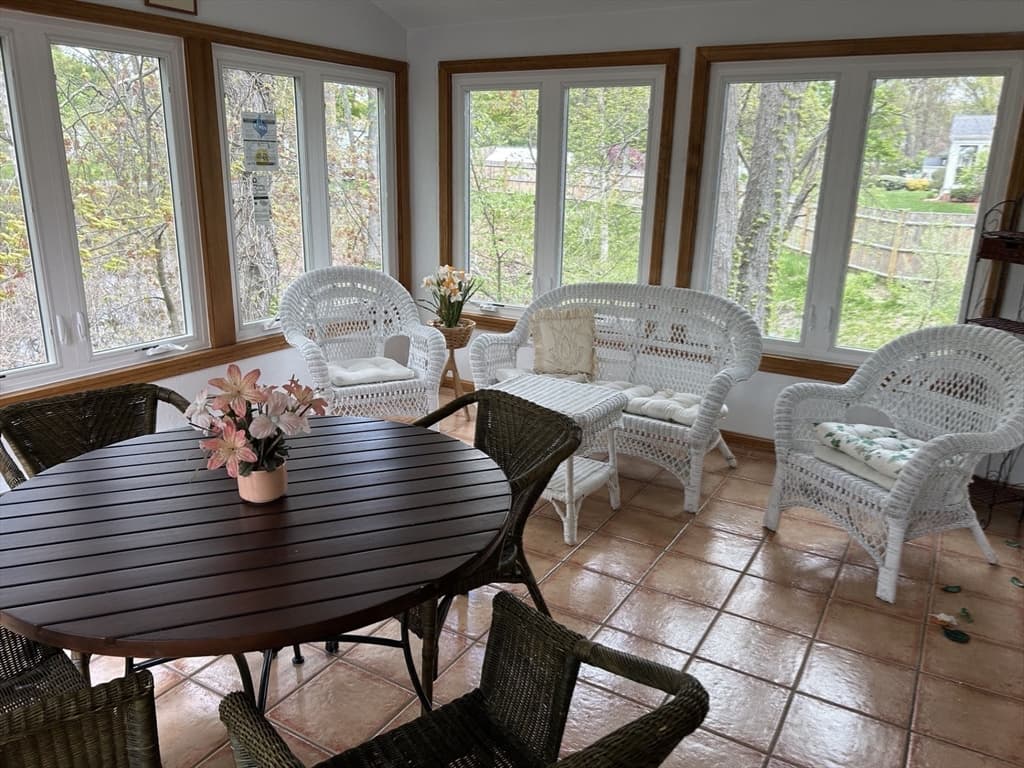 Single Family Residence at 9 College Pond Drive, Danvers MA 01923, photo 17 of 28