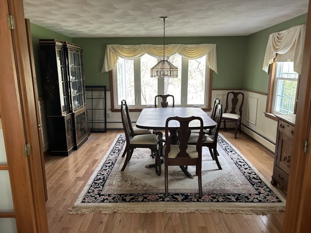 Single Family Residence at 9 College Pond Drive, Danvers MA 01923, photo 7 of 28