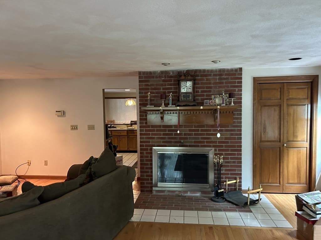 Single Family Residence at 9 College Pond Drive, Danvers MA 01923, photo 14 of 28
