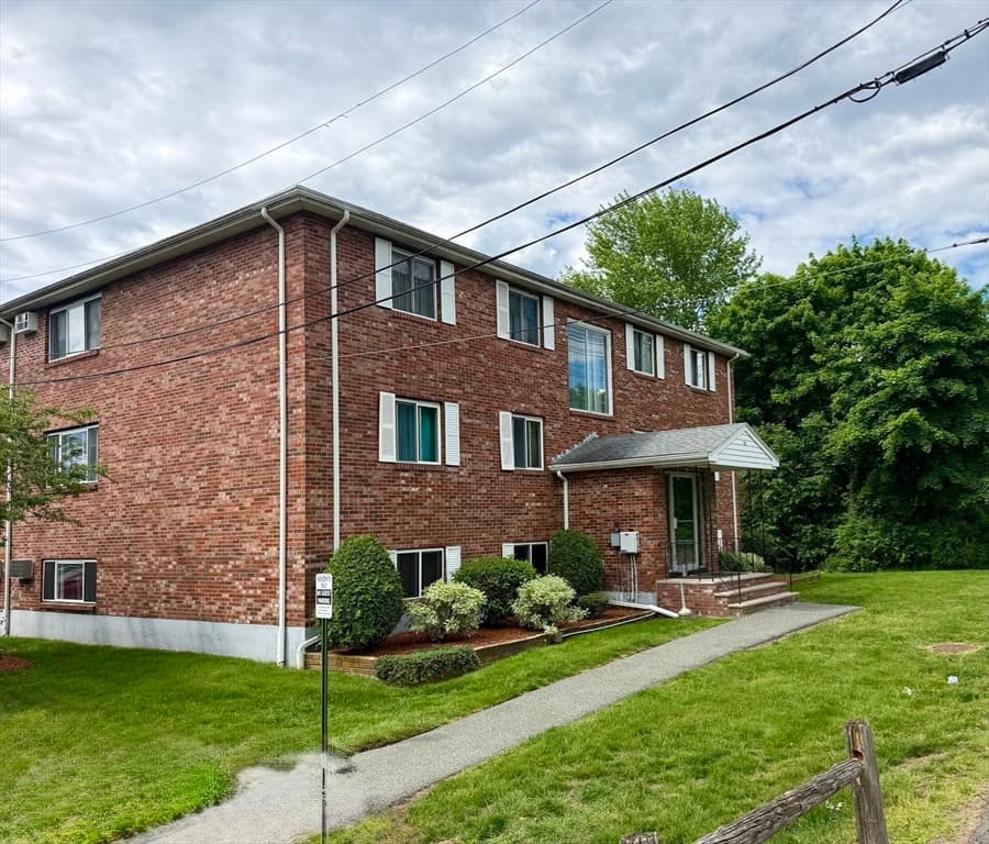 Condominium at 62 Purchase St. # C3, Danvers MA 01923, Danvers, photo 22 of 23