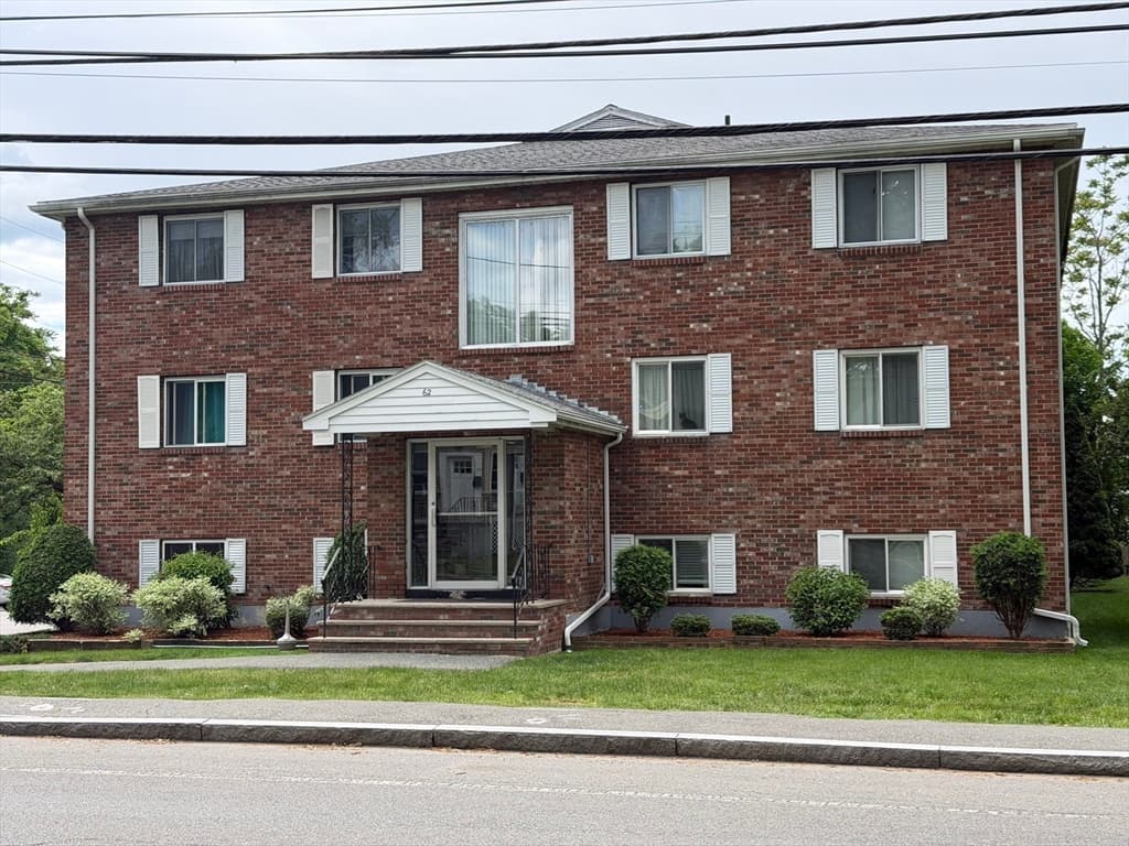 Condominium at 62 Purchase St. # C3, Danvers MA 01923, Danvers