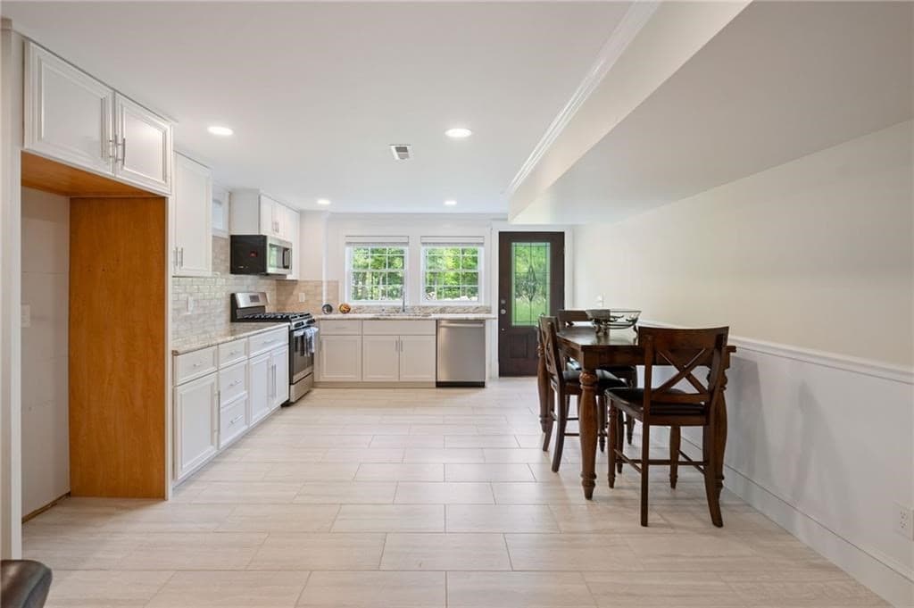 Single Family Residence at 120 Stubble Brook Rd, West Greenwich RI 02817, photo 32 of 42