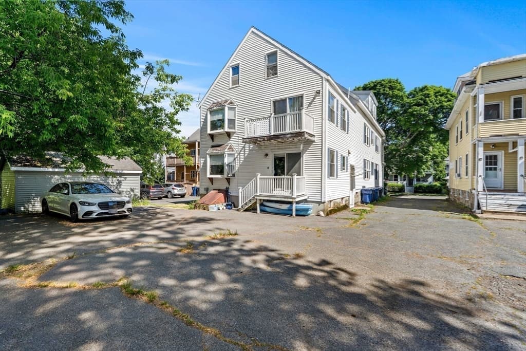 Condominium at 11 Gardner # 4, Salem MA 01970, Salem, photo 2 of 41