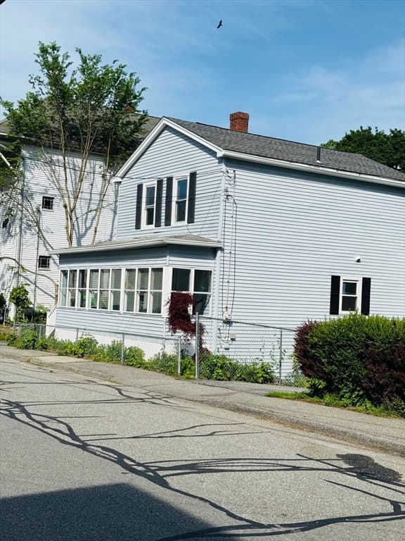 Single Family Residence at 13 Goddard St, Webster MA 01570, photo 2 of 9