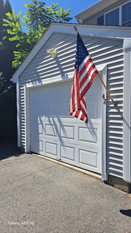 Single Family Residence at 42 Castine St, Worcester MA 01606, photo 38 of 42