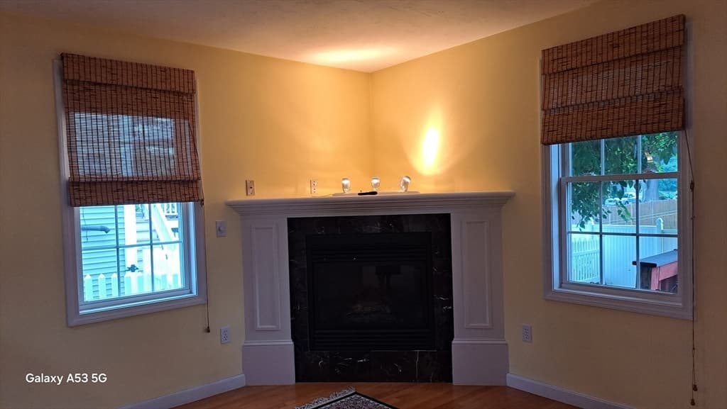Single Family Residence at 42 Castine St, Worcester MA 01606, photo 8 of 42