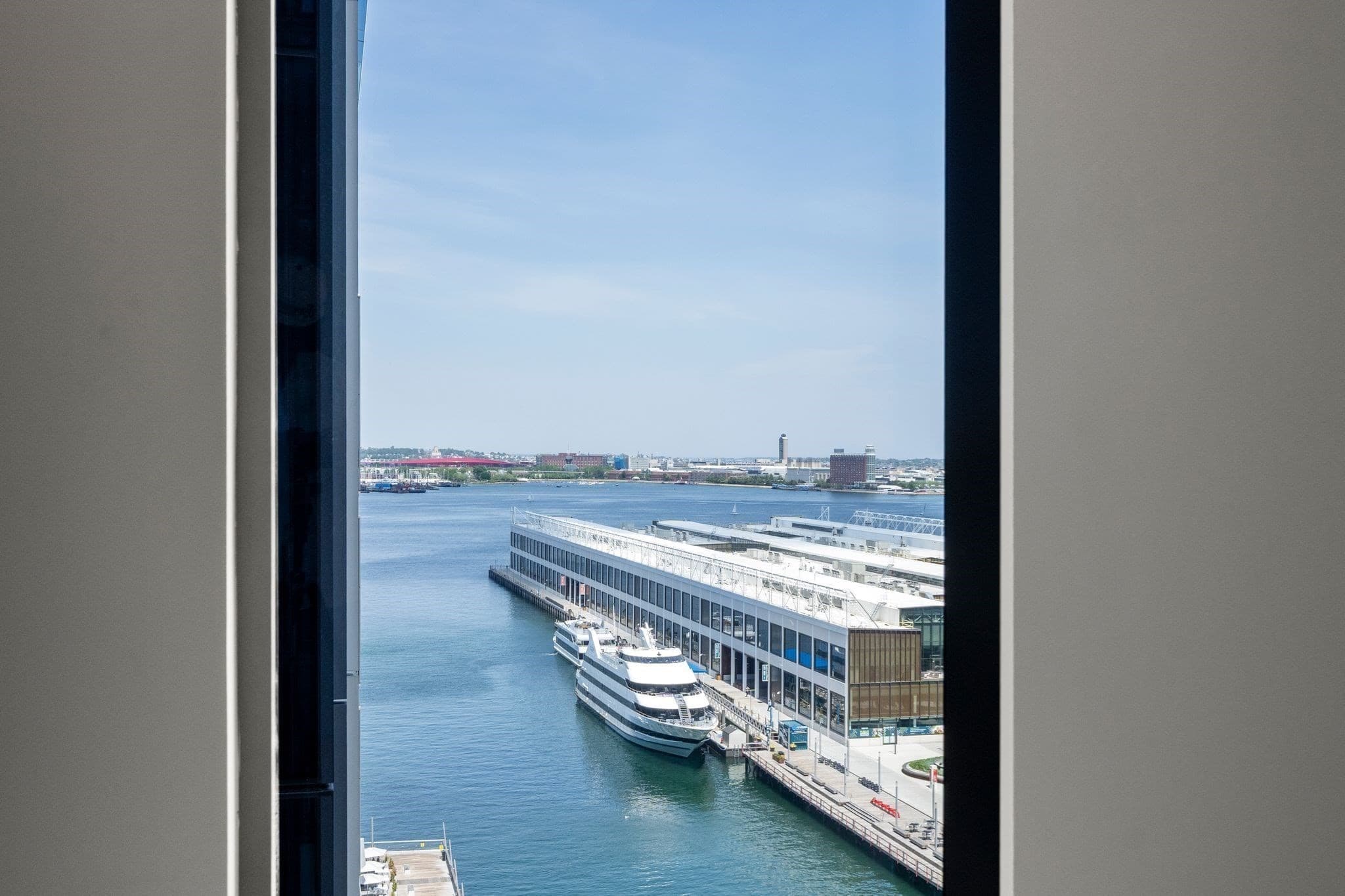Condominium at 135 Seaport Blvd # 1506, Boston MA 02210, photo 9 of 41