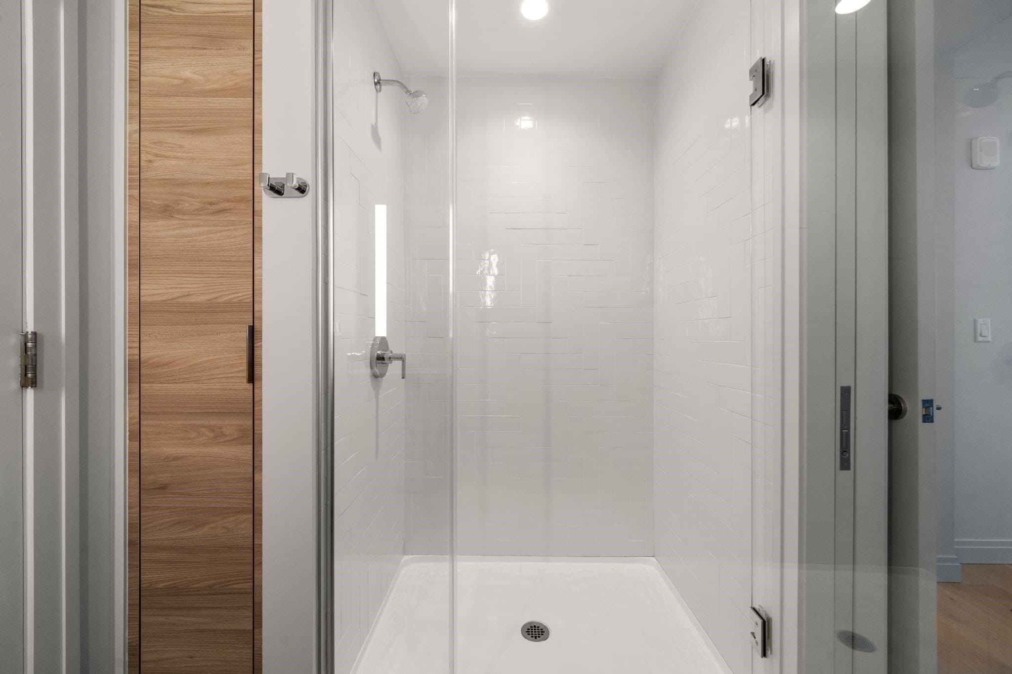 Condominium at 135 Seaport Blvd # 1506, Boston MA 02210, photo 18 of 41