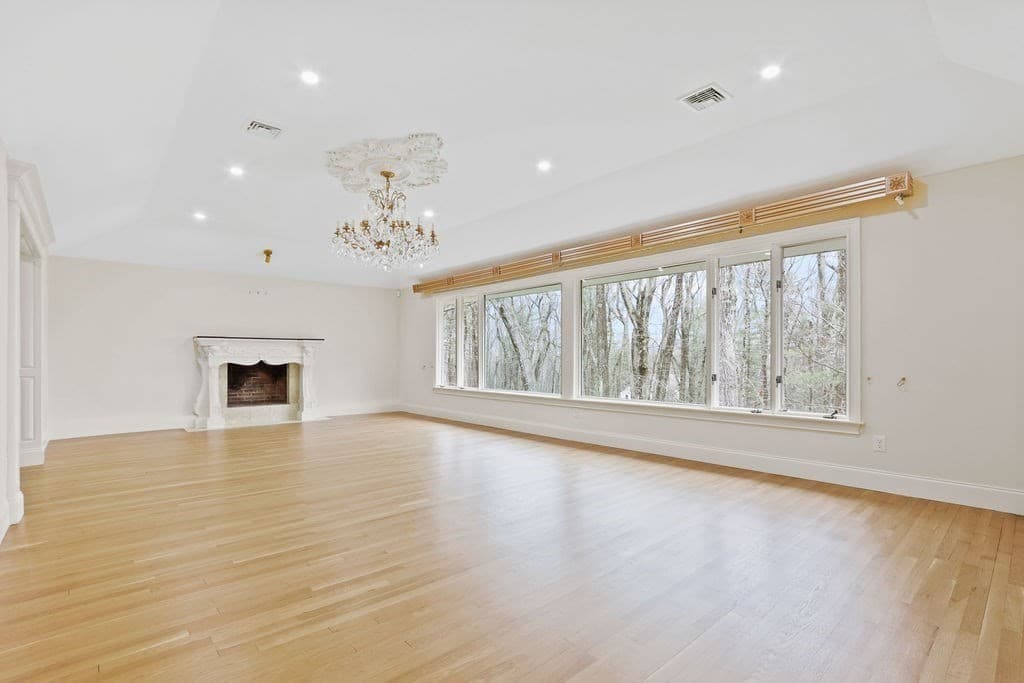 Single Family Residence at 80 Doublet Hill Road, Weston MA 02493, Weston, photo 8 of 37