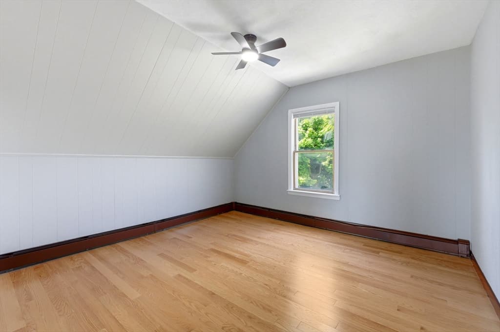 36 Florence St, Everett MA 02149 photo 12