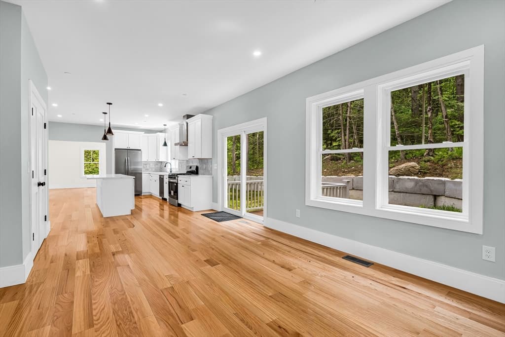 374 Brandy Brow Rd, Haverhill MA 01830 photo 6