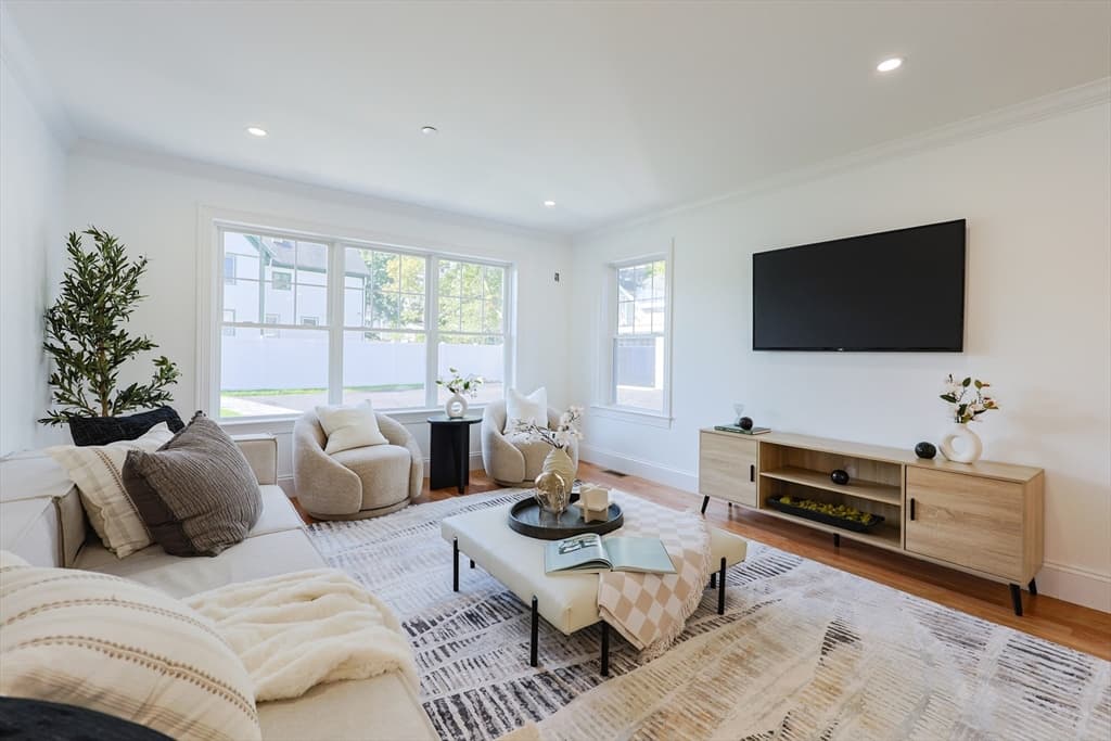 Single Family Residence at 54 South St, Medford MA 02155, photo 6 of 42
