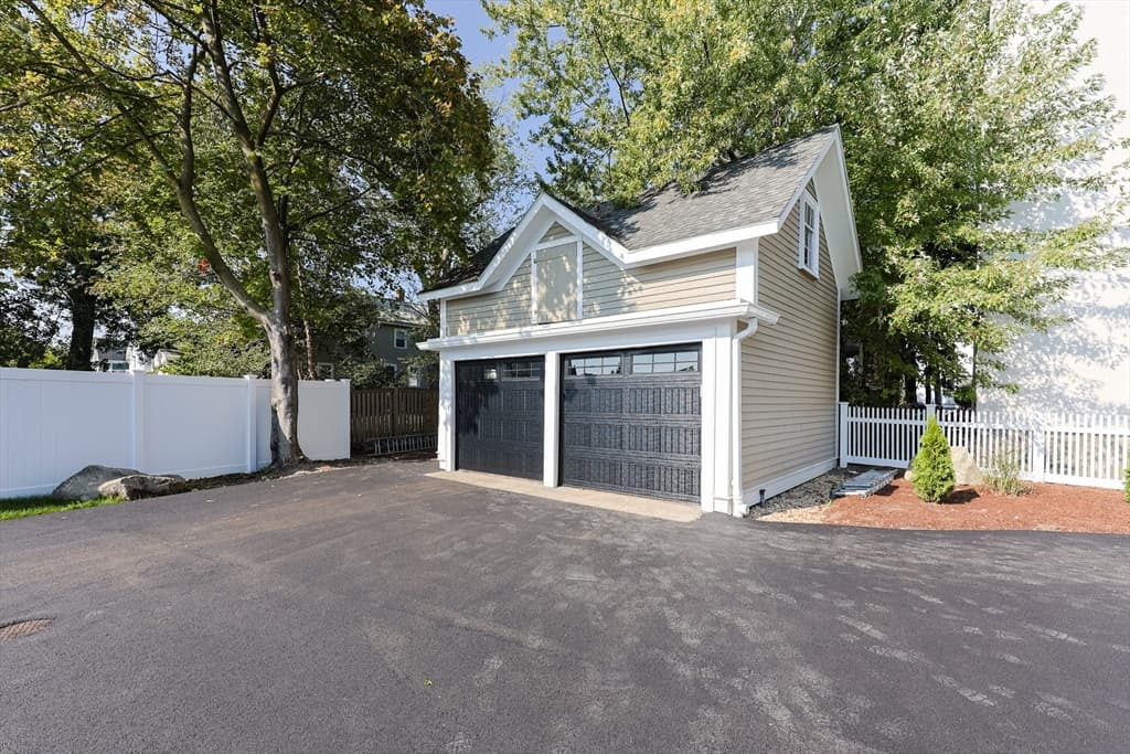 Single Family Residence at 54 South St, Medford MA 02155, photo 31 of 42
