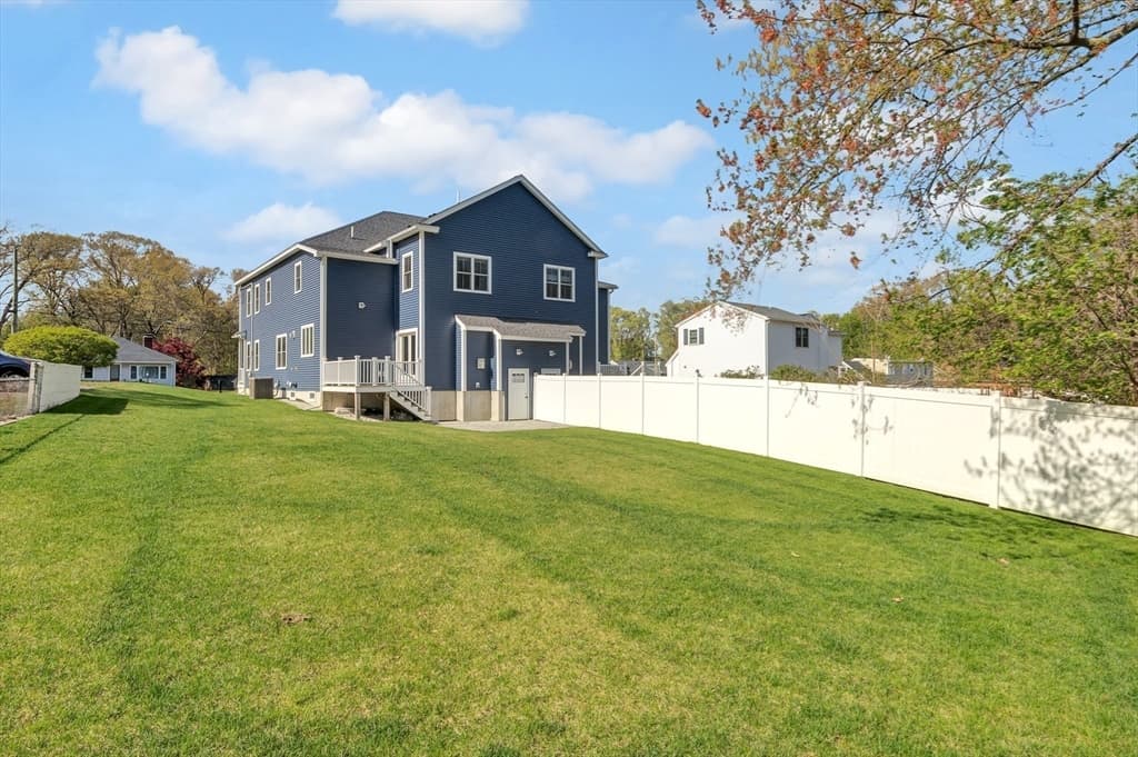 Condominium at 11 Plum St # 9, Chelmsford MA 01824, Chelmsford, photo 38 of 39