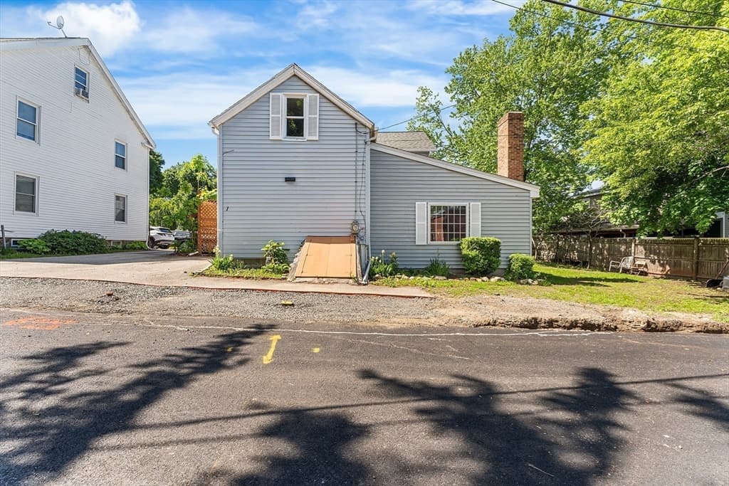 Single Family Residence at 1 Allen Ct, Marlborough MA 01752, Marlborough, photo 37 of 40