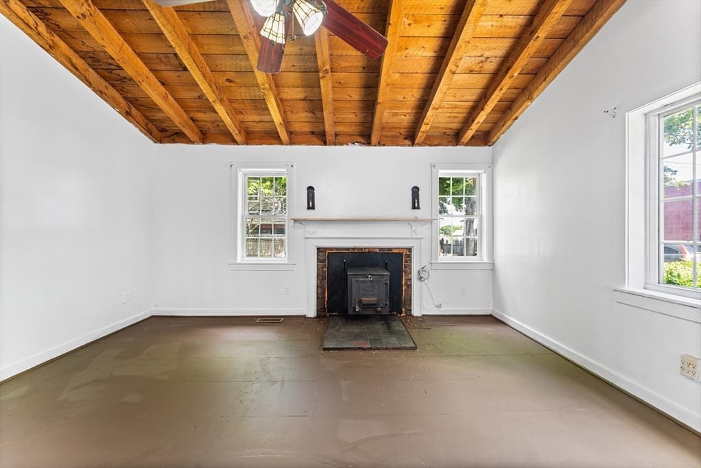 Single Family Residence at 1 Allen Ct, Marlborough MA 01752, Marlborough, photo 11 of 40