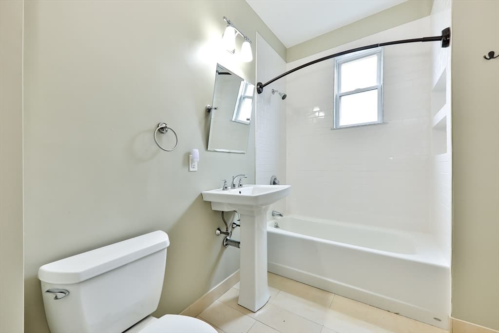 Condominium at 9 Bellflower # C, Boston MA 02125, Boston, photo 18 of 21