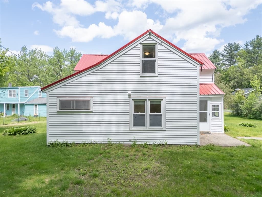 Single Family Residence at 92 Squannacook Rd, Shirley MA 01464, Shirley, photo 2 of 38