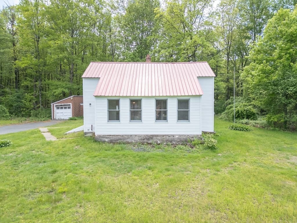 Single Family Residence at 92 Squannacook Rd, Shirley MA 01464, Shirley, photo 24 of 38