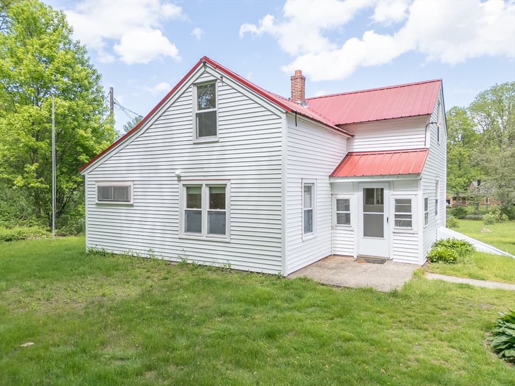 Single Family Residence at 92 Squannacook Rd, Shirley MA 01464, Shirley, photo 25 of 38
