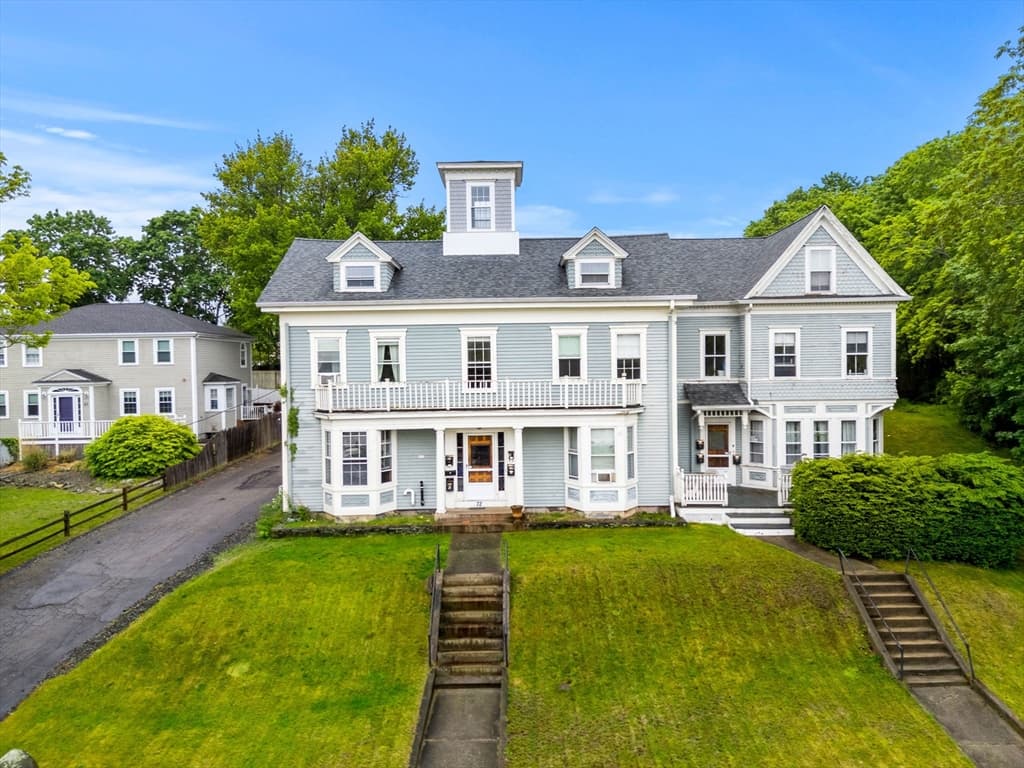 72 Main St, Wareham MA 02571 photo 2