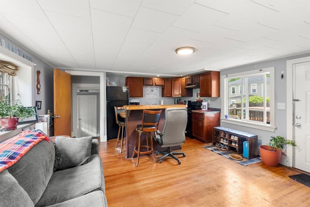 72 Main St, Wareham MA 02571 photo 11