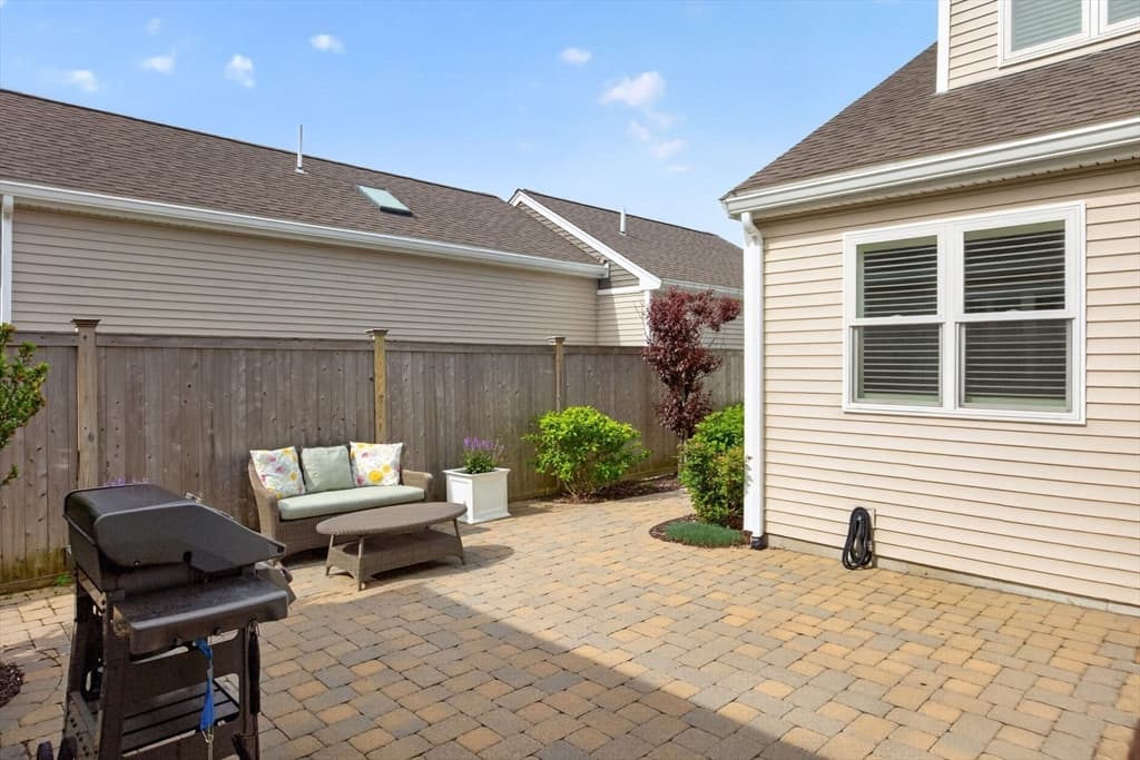 Condominium at 31 Thayer Lane # 31, Plymouth MA 02360, Plymouth, photo 31 of 42