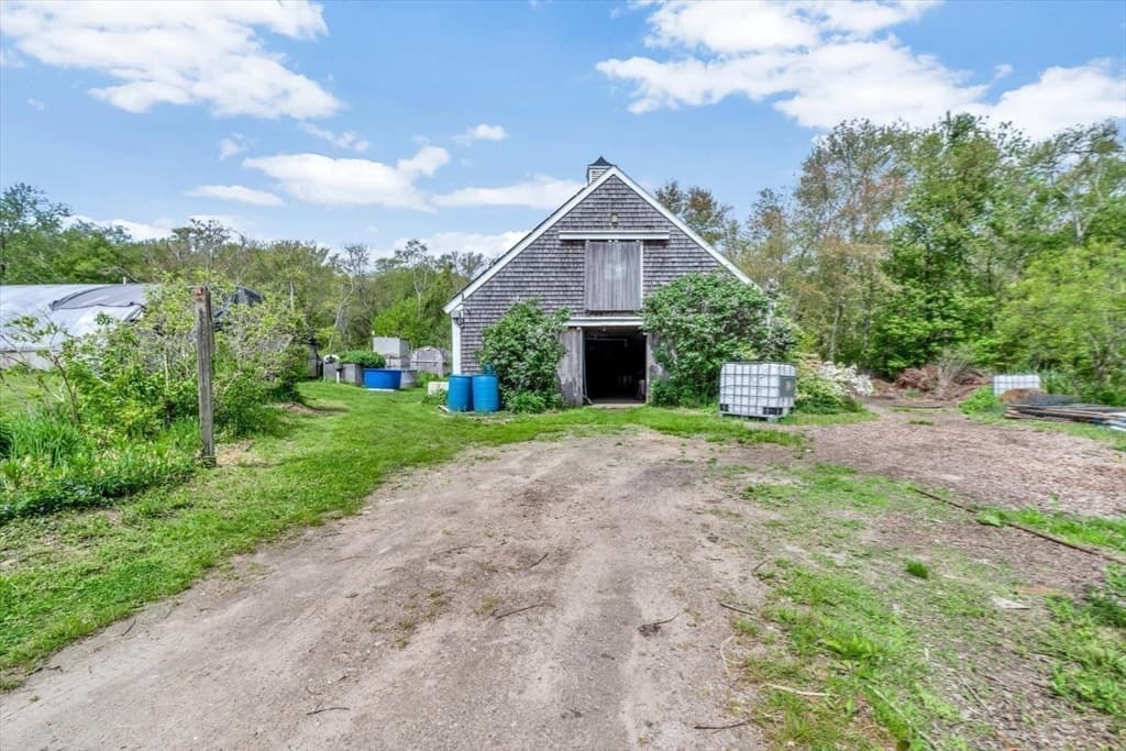 Single Family Residence at 2231 Meetinghouse Way, Barnstable MA 02668, Barnstable, photo 23 of 42