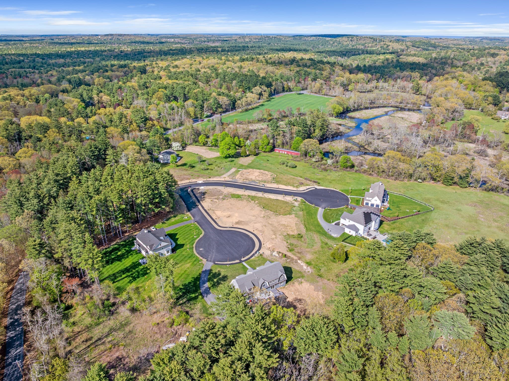Residential at 2 Pearl Way - Lot 1, Topsfield MA 01983, photo 7 of 9