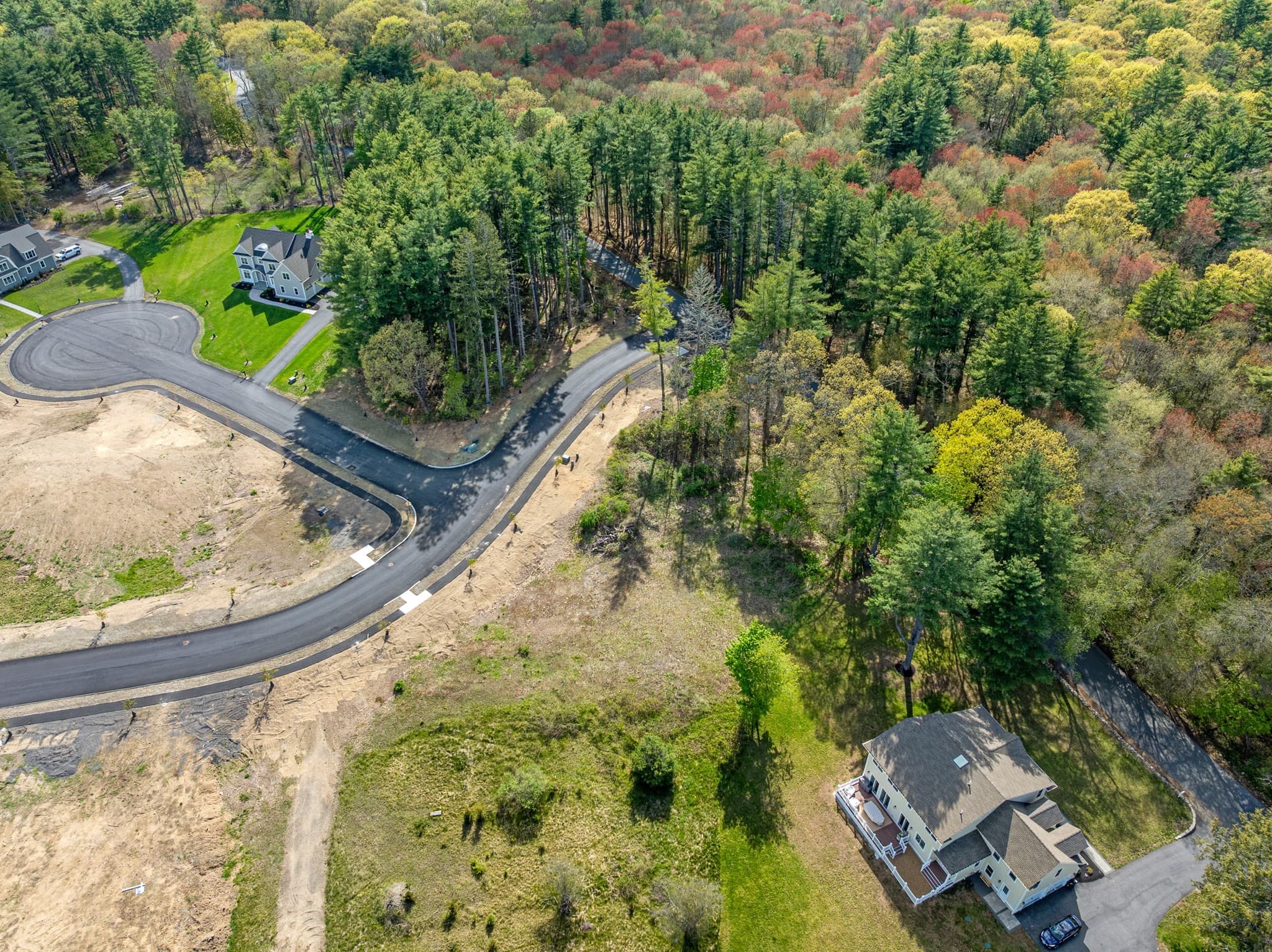 Residential at 2 Pearl Way - Lot 1, Topsfield MA 01983, photo 3 of 9