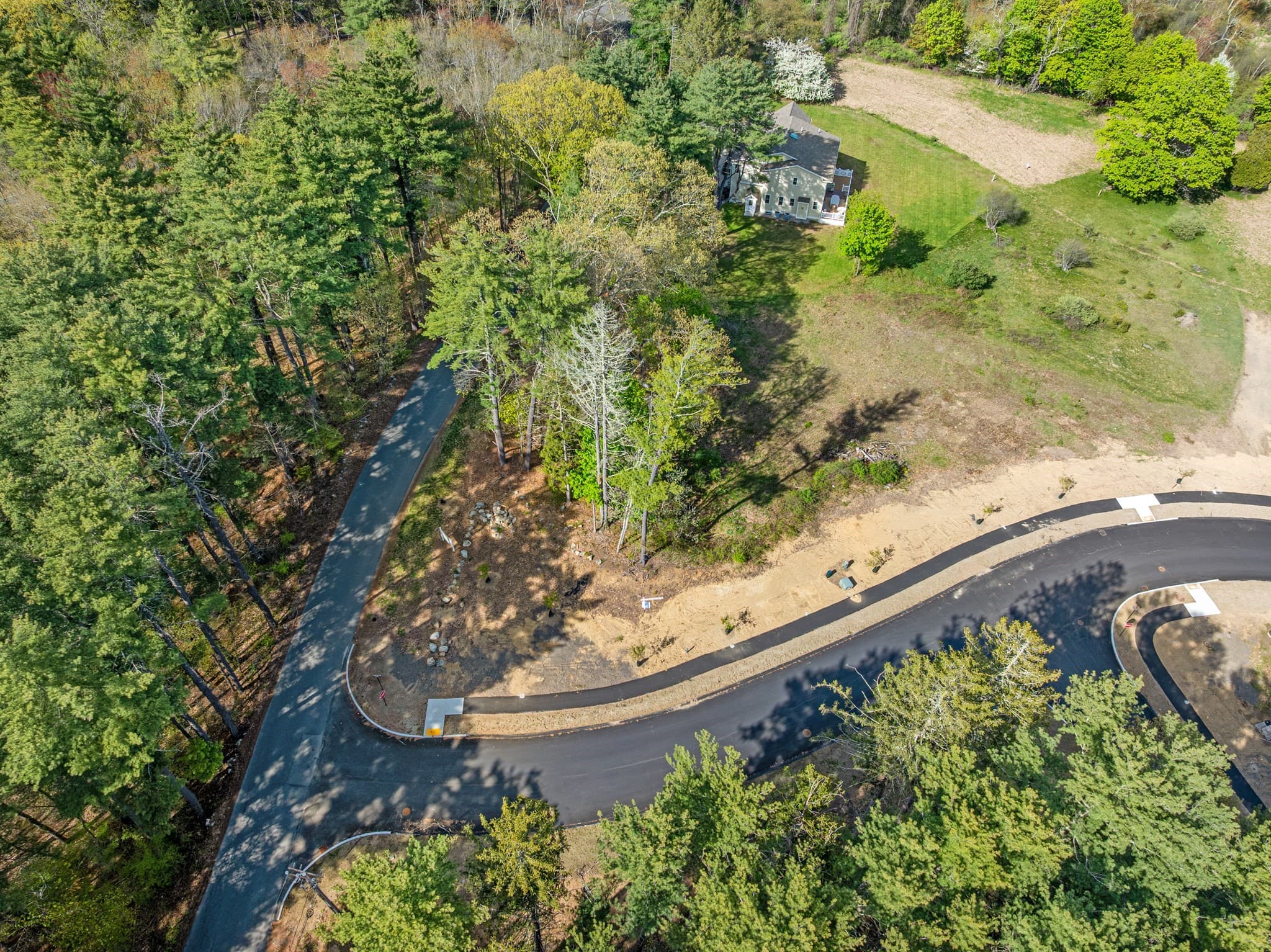 Residential at 2 Pearl Way - Lot 1, Topsfield MA 01983, photo 5 of 9