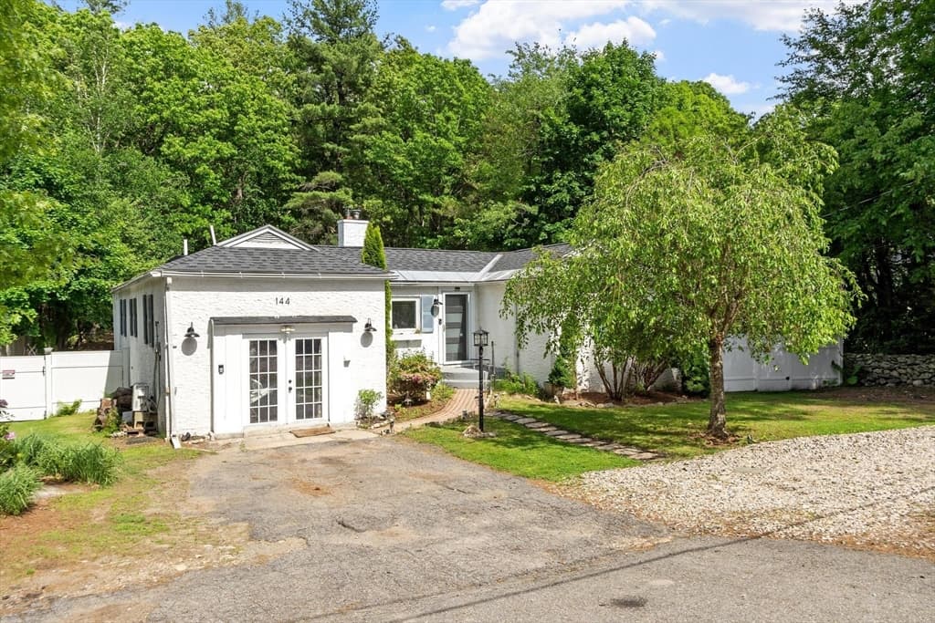 144 Bailey Rd., Holden MA 01520