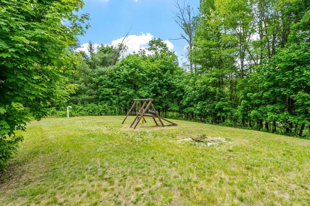 258 Allen St, Ashby MA 01431 photo 32