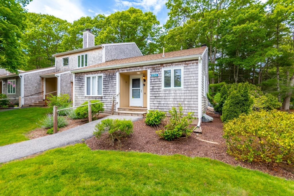 234 Seaward Bend # 234, Falmouth MA 02536 photo 2