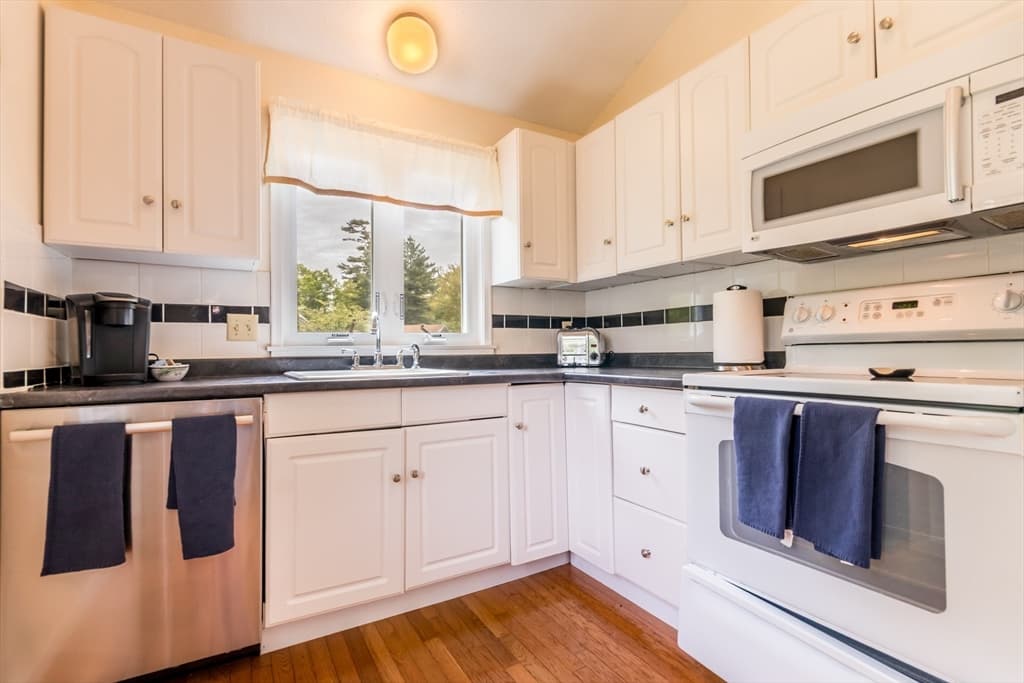 234 Seaward Bend # 234, Falmouth MA 02536 photo 10