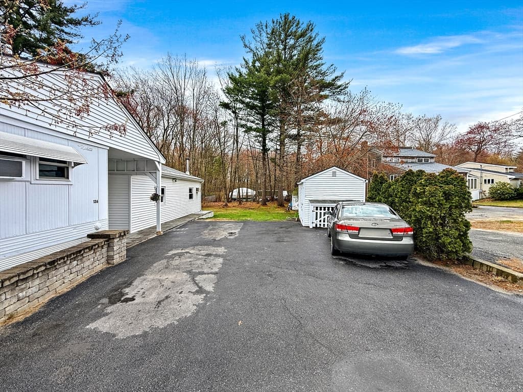 126 Beach Rd, Salisbury MA 01952 photo 4