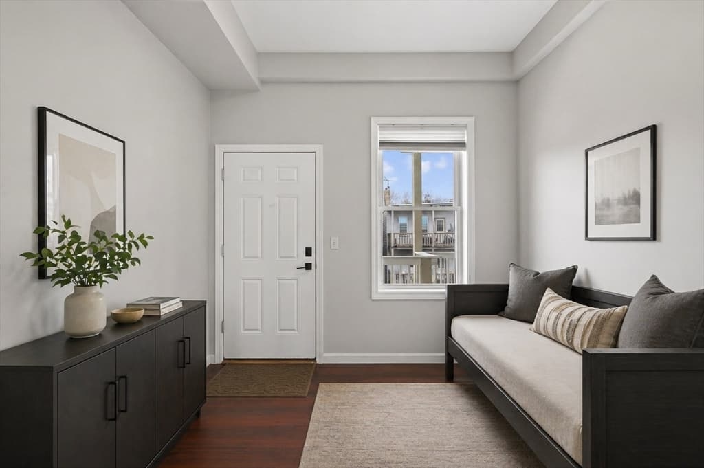 Condominium at 256 Bremen Street PH, Boston MA 02128, Boston, photo 9 of 14