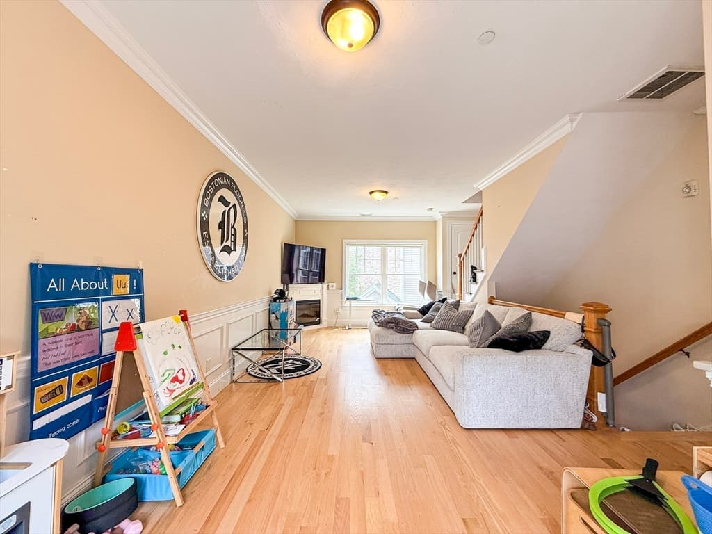 159 Willard St # 7, Quincy MA 02169 photo 5