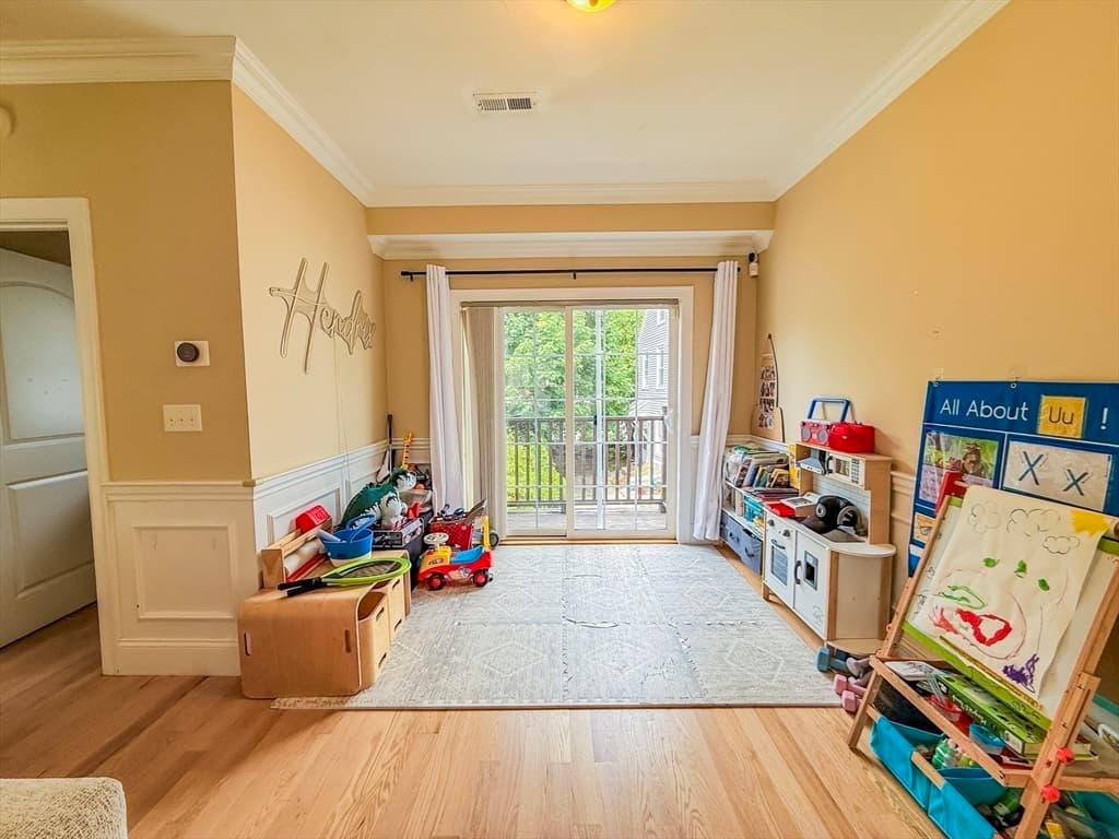 159 Willard St # 7, Quincy MA 02169 photo 4