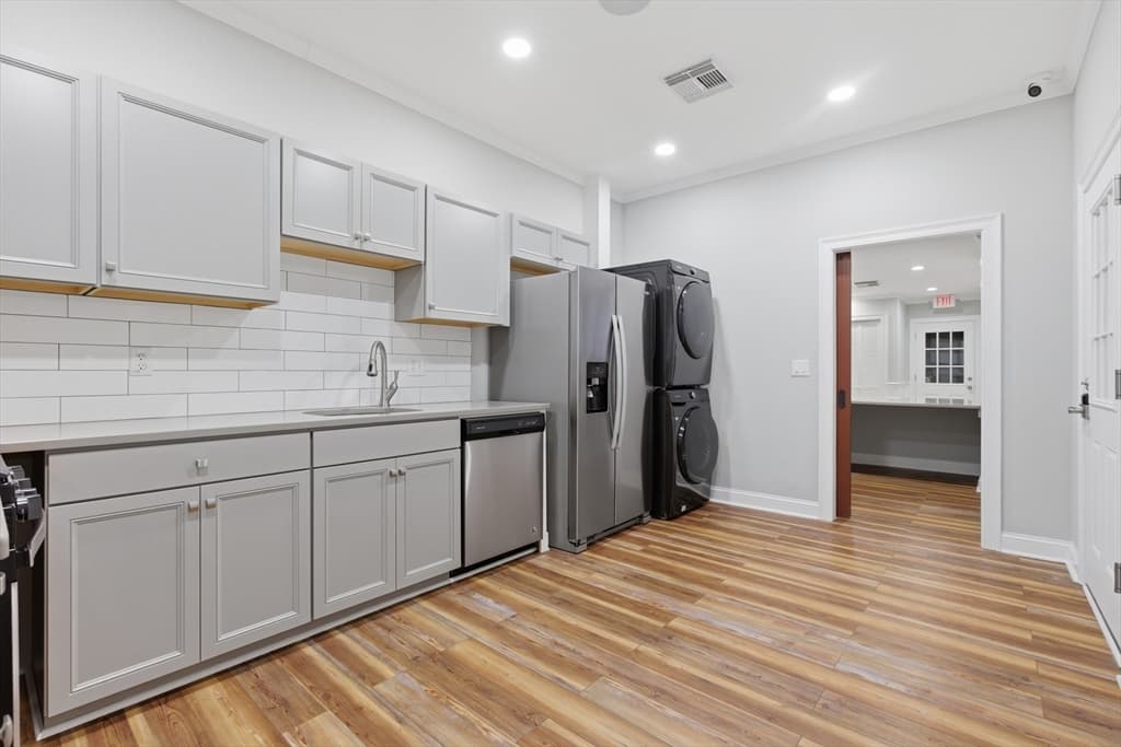 20-26 Howard St, Lowell MA 01851 photo 25