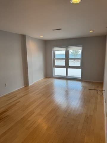 Condominium at 1 Seal Harbor # 210, Winthrop MA 02152, Winthrop, photo 10 of 27