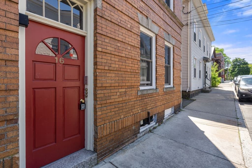 16 Leavitt Street # 3, Salem MA 01970 photo 26