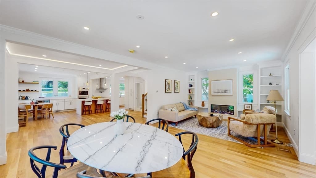 37 Oakland St, Wellesley MA 02481 photo 12
