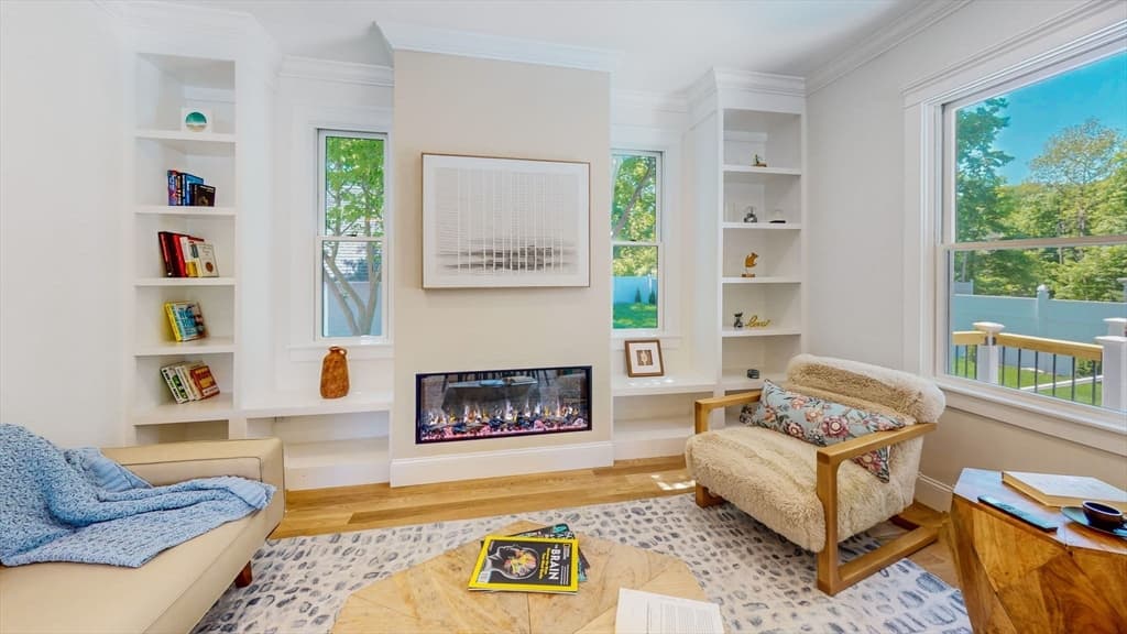37 Oakland St, Wellesley MA 02481 photo 9