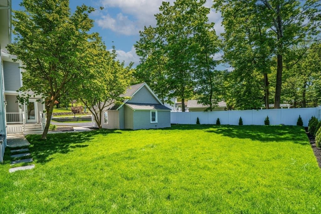 37 Oakland St, Wellesley MA 02481 photo 37