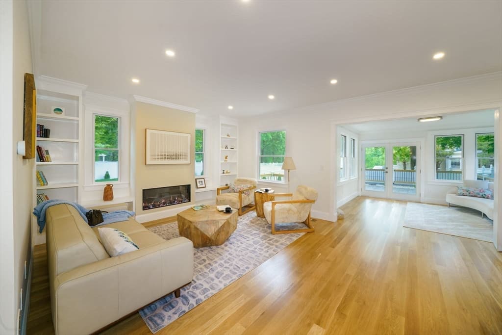 37 Oakland St, Wellesley MA 02481 photo 11